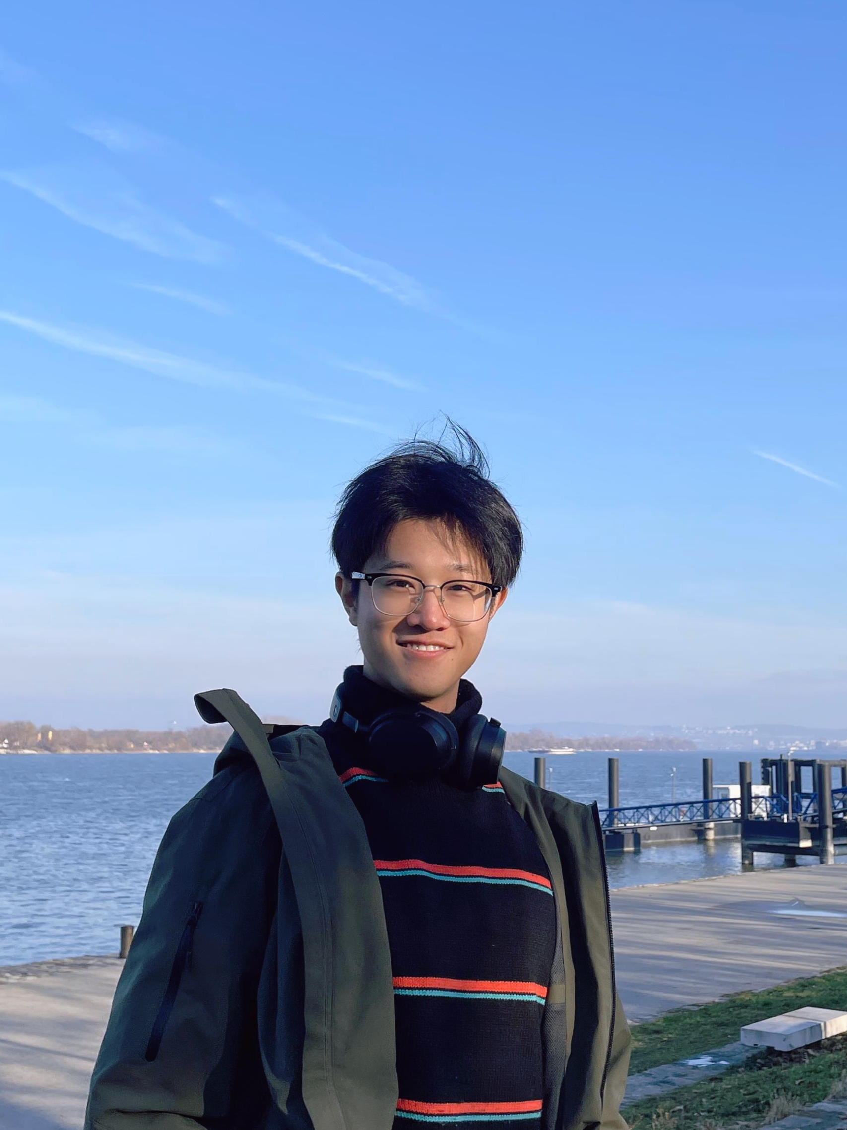 Zhaolong Su